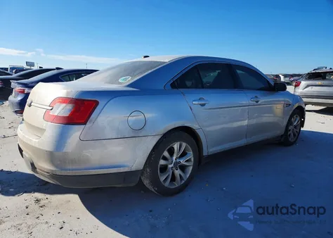 2010 Ford Taurus Sel z USA, uszkodzony, nr VIN 1FAHP2EW8AG145535